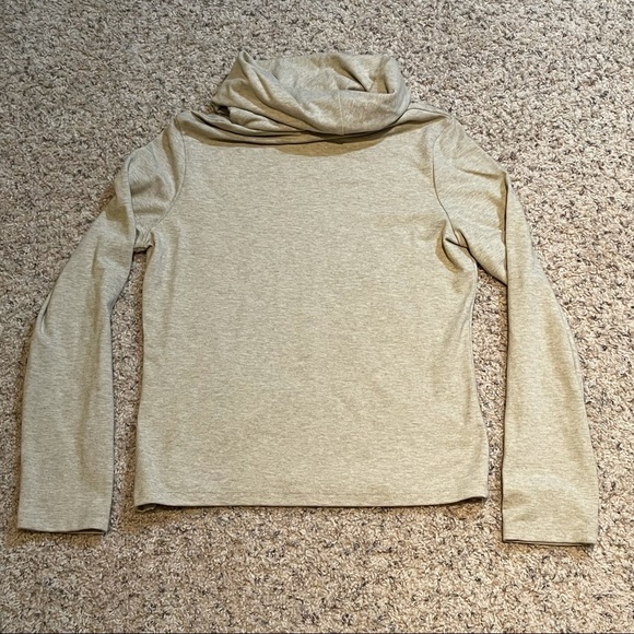 WOMEN’S TURTLENECK BLOUSE - Picture 3 of 3